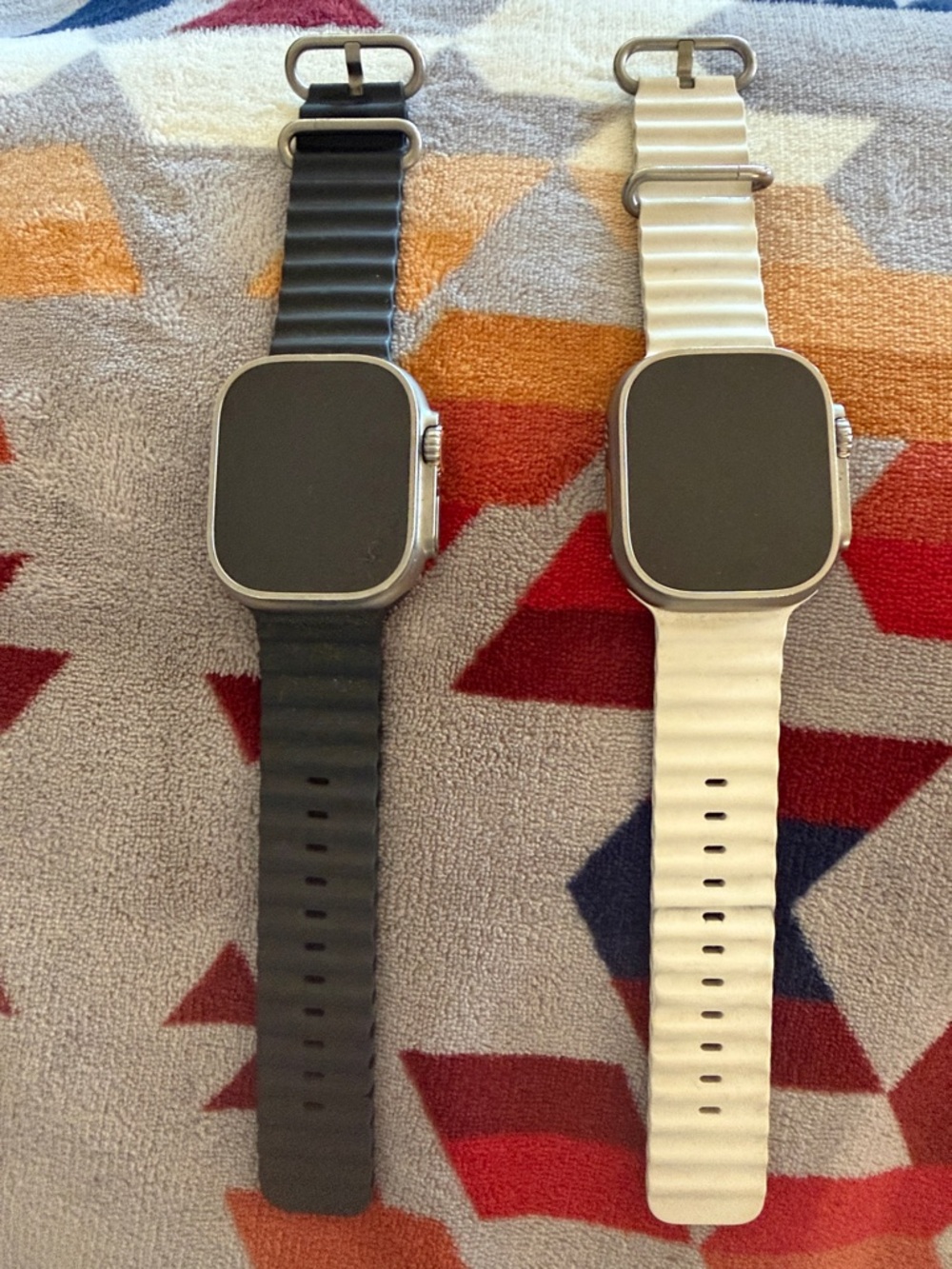Black  and White Apple Watch Ultras Titanium case 49MM ,dive 40 M